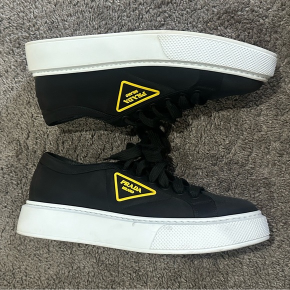 Authentic Prada nylon sneakers - Picture 4 of 10